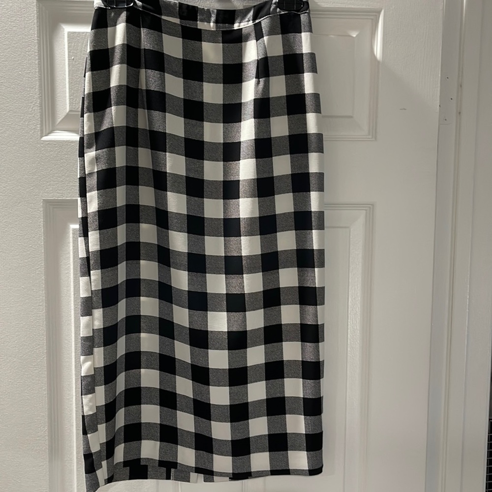 Pencil skirt